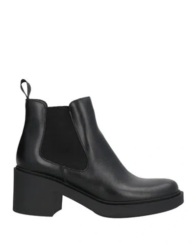 Frau Woman Ankle Boots Black Size 7 Leather