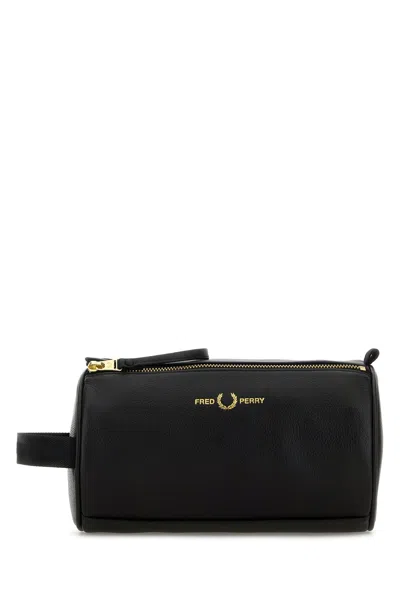 FRED PERRY BLACK LEATHER BEAUTY CASE