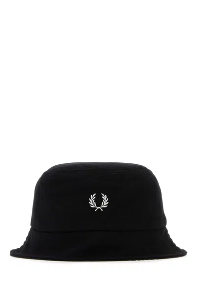 FRED PERRY BLACK PIQUET BUCKET HAT
