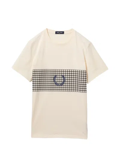 Fred Perry Check Laurel T-shirt In Neutral
