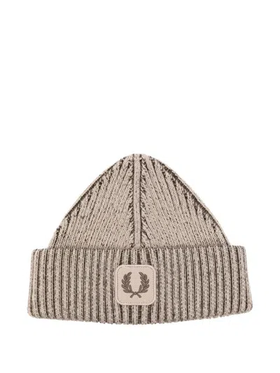 FRED PERRY "FRED PERRY" COTTON RIBBED BEANIE,FP.C1138.56 Z87 WRM OAT BNT TOBA