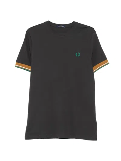Fred Perry Embroidered-logo Tipped-cuff T-shirt In Black