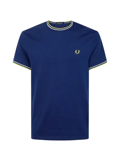Fred Perry Embroidered-logo Twin-tipped T-shirt In Burgundy
