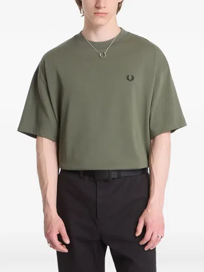 Fred Perry Glitch Logo-embroidered T-shirt In Green