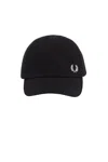 Fred Perry Logo Embroidered Baseball Cap In Black