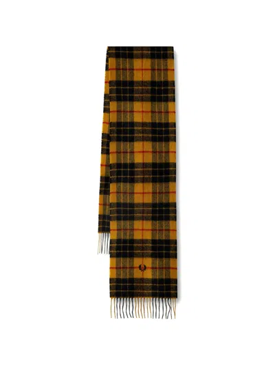 Fred Perry Lambswool Scarf In Multi