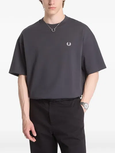 Fred Perry Laurel Wreath Logo-embroidered T-shirt In Black
