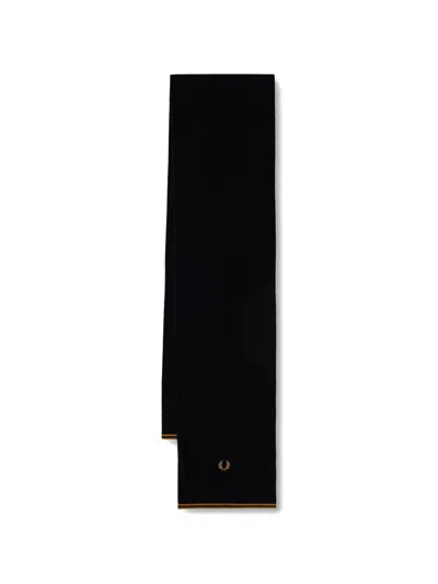 Fred Perry Laurel Wreath Tipped Scarf In Black