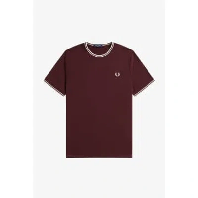Fred Perry M1588 Twin Tipped T In Brown