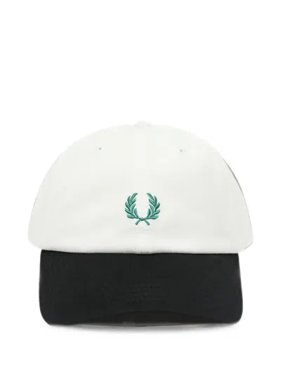 Fred Perry Piqué Baseball Cap In White
