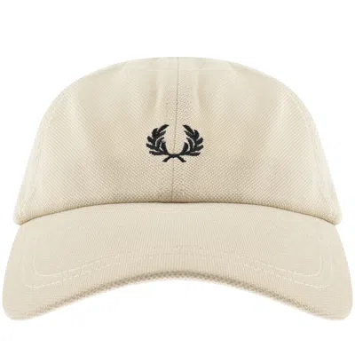 Fred Perry Pique Classic Cap Cream In Neutral