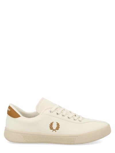 Fred Perry Scarpa Da Tennis In Tela In Multi