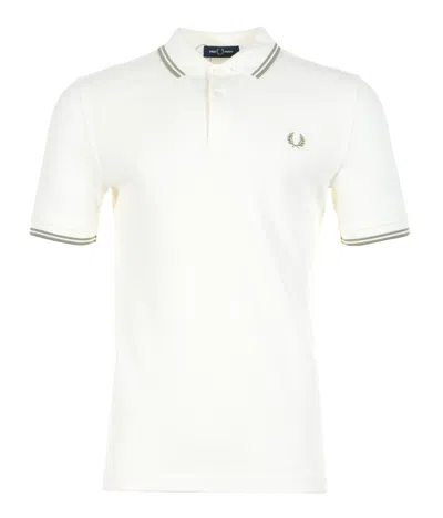 Fred Perry Short Sleeve Twin Tipped Polo Shirt Light Ecru Olive Mint In Sand