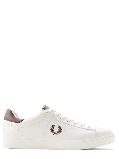 Fred Perry Sneakers In White