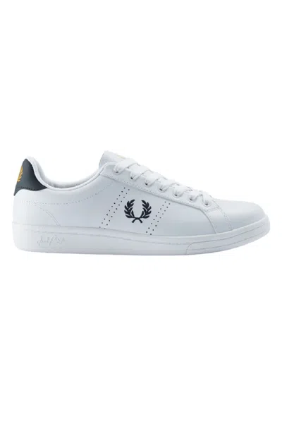 Fred Perry B721 B4290 Leather Tab White