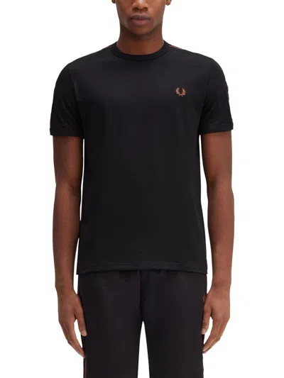 Fred Perry T-shirt With Logo In Black