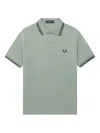 Fred Perry The Twin Tipped Polo Shirt In Green