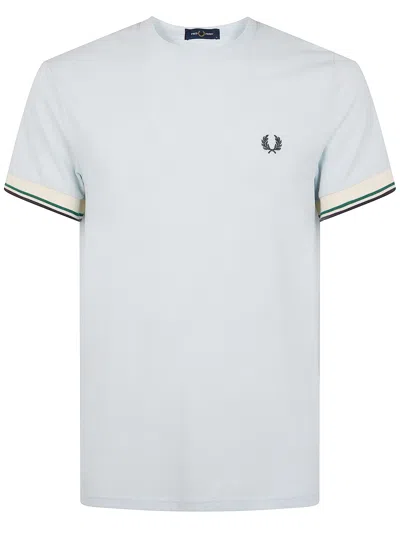 Fred Perry Twin-tipped Laurel Wreath T-shirt In Multi