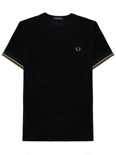 Fred Perry T-shirt With Logo In Black