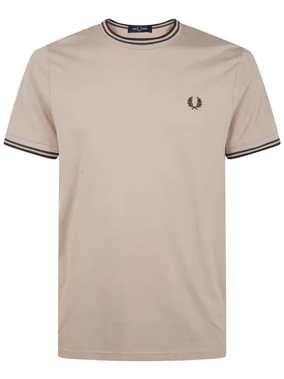 FRED PERRY FRED PERRY "" TWIN TIPPED T-SHIRT
