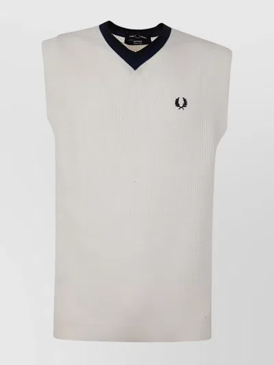 FRED PERRY V-NECK KNITTED TANK TOP