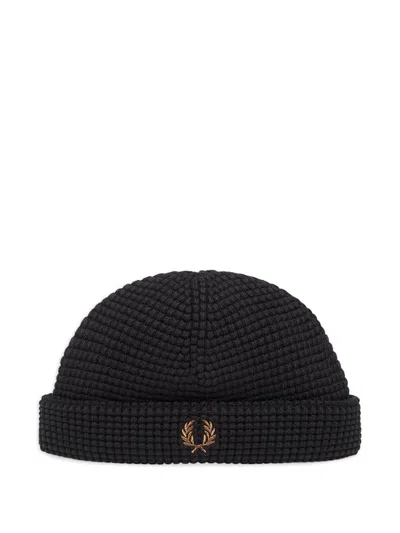 Fred Perry Waffle Beanie In Black