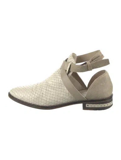 Pre-owned Freda Salvador Leather Animal Print Flats In Neutrals