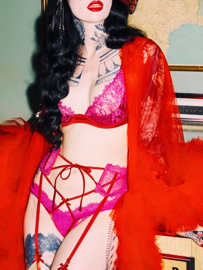 Frederick's Of Hollywood Rosalind Garter In Crimson Red & Raspberry
