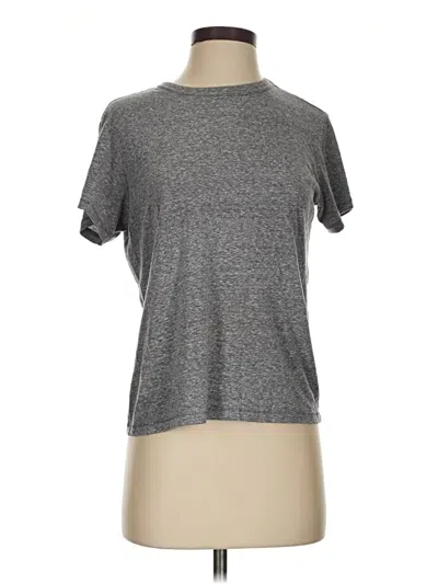 Pre-owned Free Assembly Active T-shirt In Gray