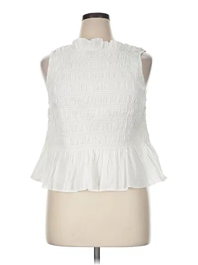 Pre-owned Free Assembly Sleeveless Blouse In White