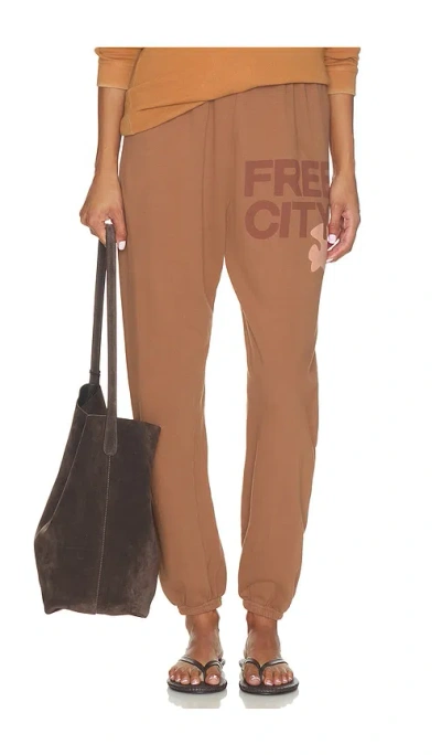 Free City Large Sweatpant In Grapefruit