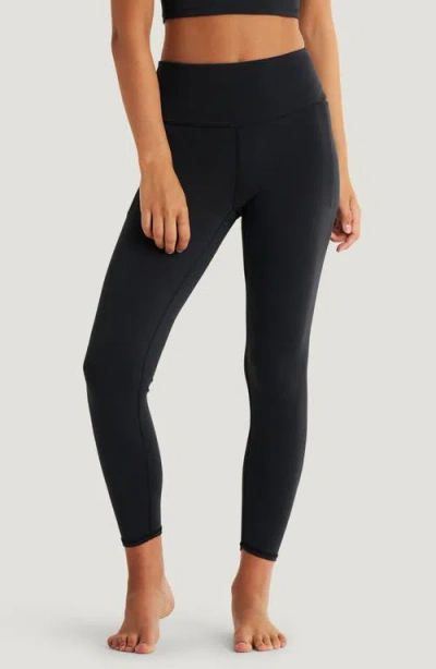 Free Fly Terraflow Pocket Leggings In Black