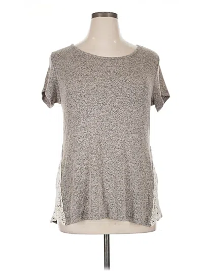 Pre-owned Free Kisses Short Sleeve Top Gray Crew Neck Tops