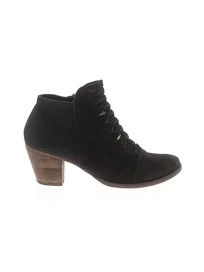 Pre-owned Free People Ankle Boots In Black