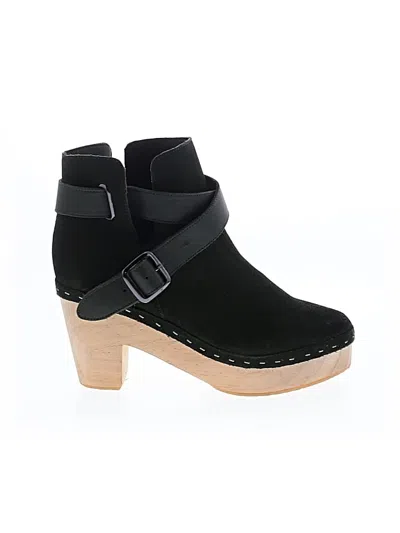 Pre-owned Free People Ankle Boots In Green