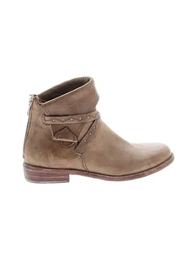 Pre-owned Free People Ankle Boots In Tan