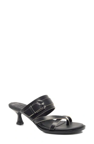 Free People Belted Toe Loop Sandal In Black