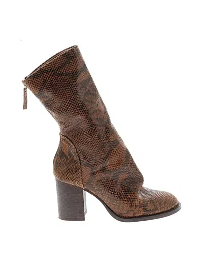 Pre-owned Free People Boots In Brown