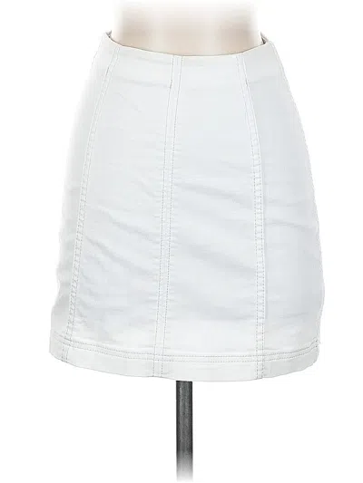 Pre-owned Free People Casual Skirt In White