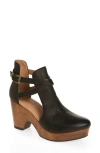 Free People Cedar Clog In Black