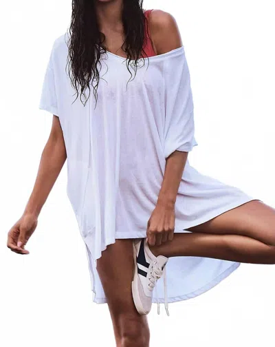 Free People City Vibes Tee In White In Blue