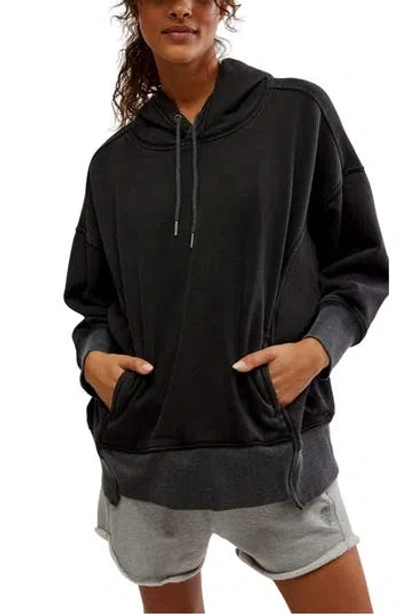 FREE PEOPLE FREE PEOPLE FP MOVEMENT SPRINT TO THE FINISH OVERSIZE COTTON BLEND HOODIE