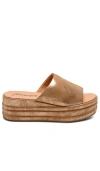 Free People Harbor Platform Sandal In 玫瑰金