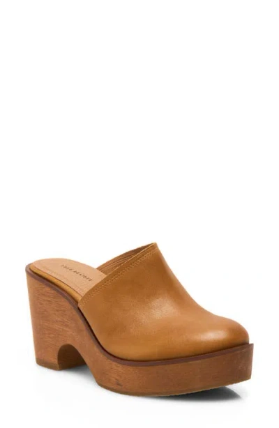 Free People Hudson Platform Clog In Luggage Leather