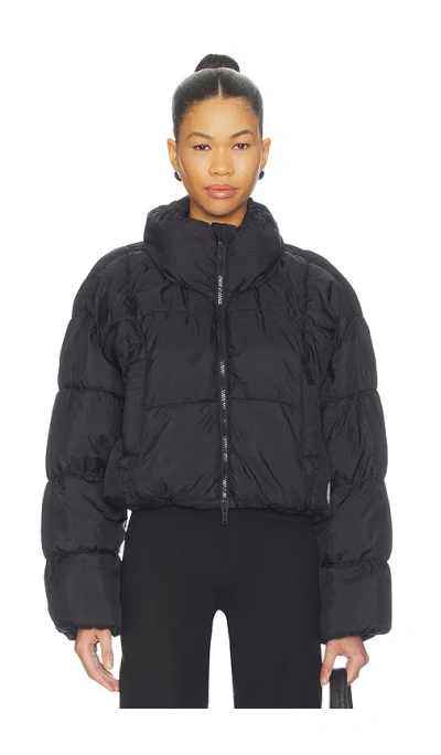 Free People In A Bubble Puffer Jacket In Black