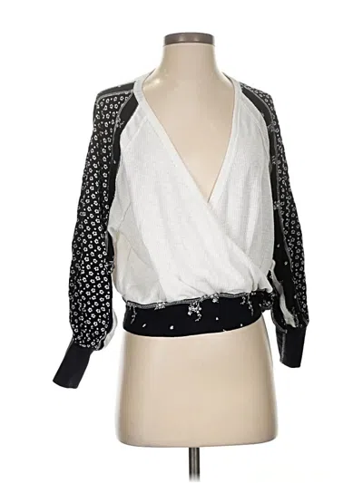 Pre-owned Free People Kimono In Silver