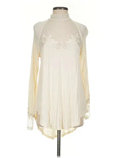 Pre-owned Free People Long Sleeve Blouse In Ivory