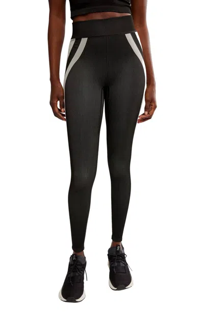 FREE PEOPLE MOVEMENT FREE KICK LEGGINGS IN BLACK