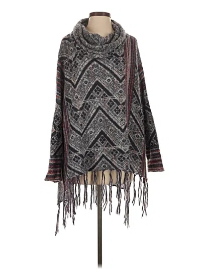 Pre-owned Free People Poncho In Gray