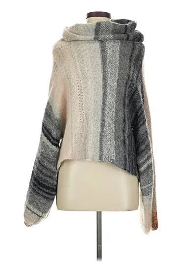 Pre-owned Free People Poncho In Gray